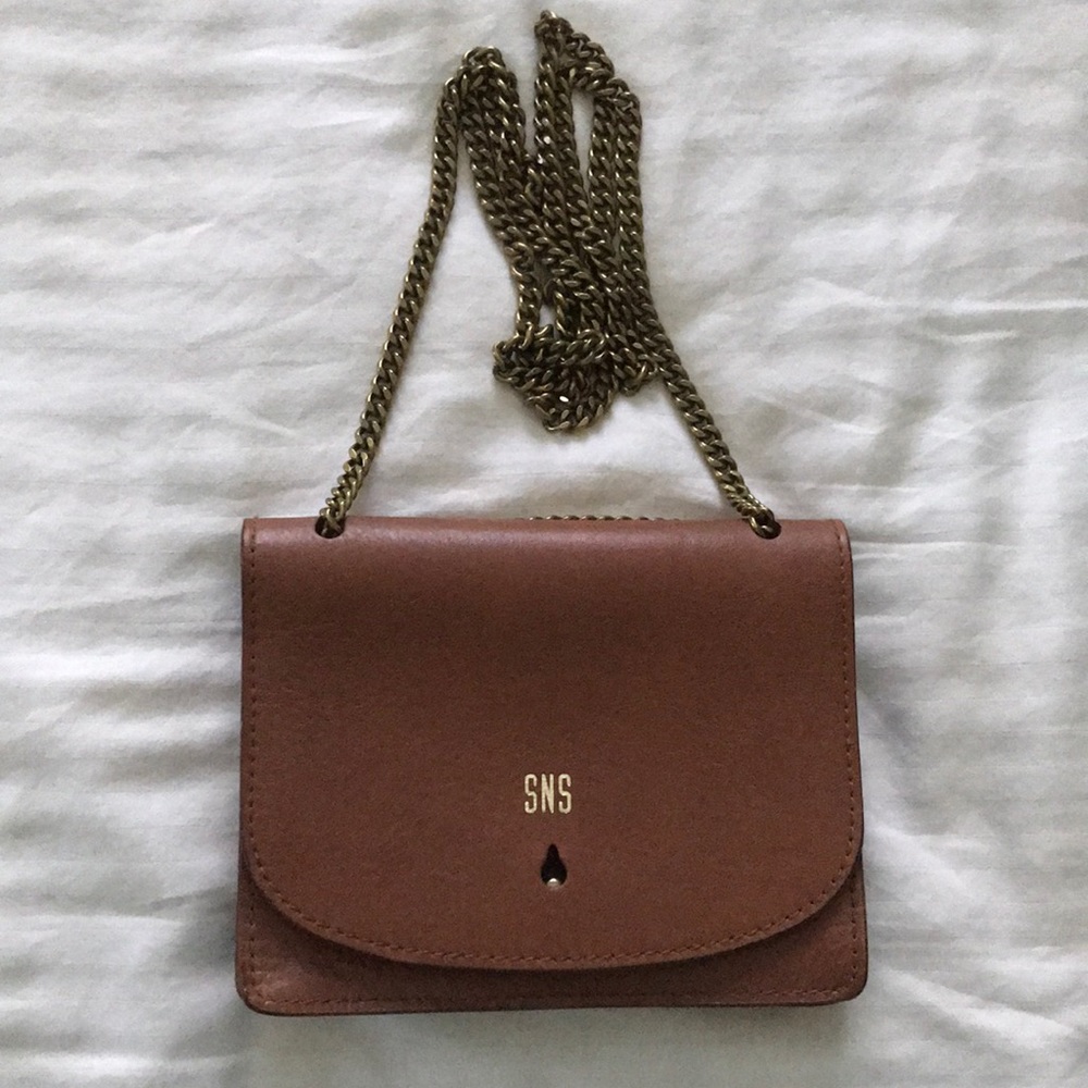 Madewell “The Chain Crossbody Bag”
